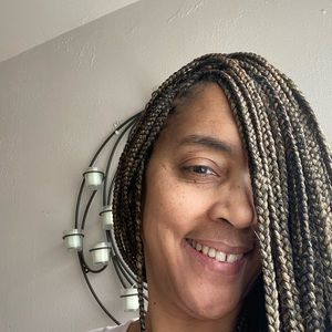 Meet your Posher, Renee